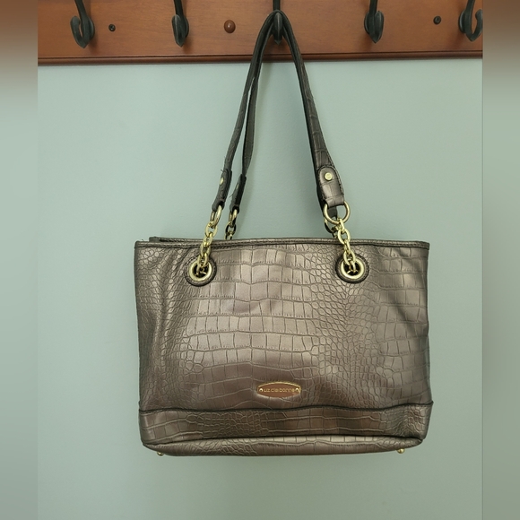 Liz Claiborne Metallic Taupe Gold Faux Alligator Embossed Shoulder Bag Purse - Picture 2 of 16